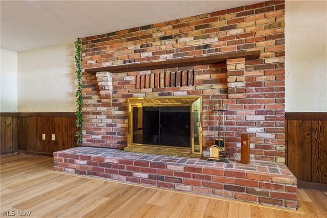 21 W Howe Road, Tallmadge, OH 44278