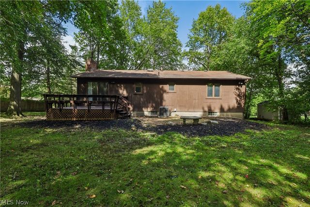 21 W Howe Road, Tallmadge, OH 44278