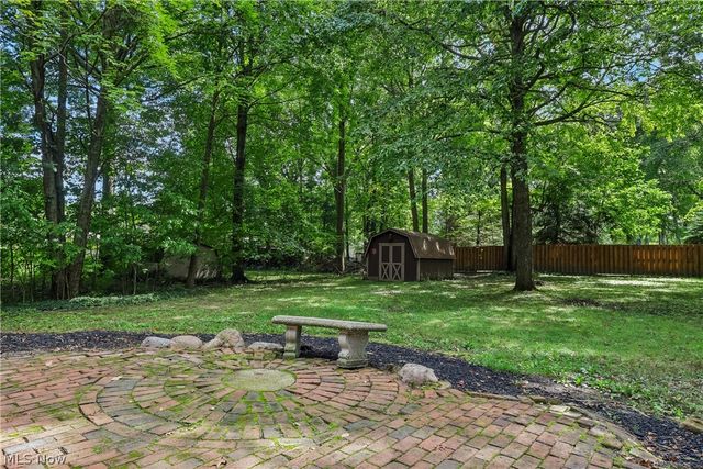21 W Howe Road, Tallmadge, OH 44278