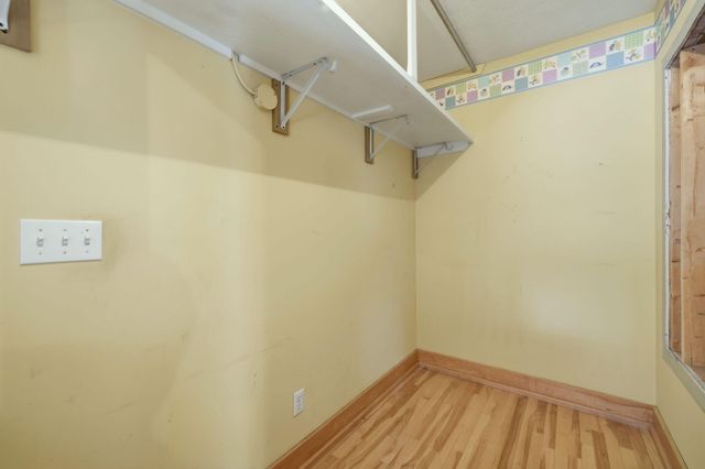 1372 Cramton Avenue NE, Ada, MI 49301