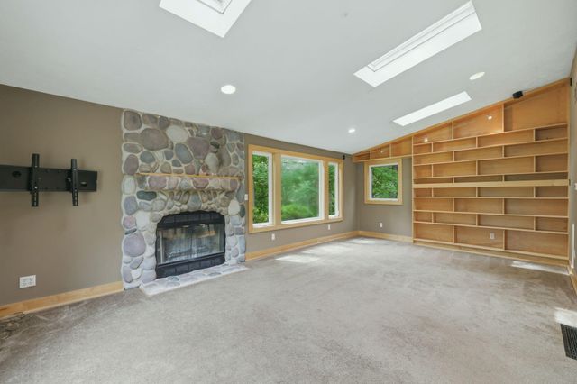 1372 Cramton Avenue NE, Ada, MI 49301