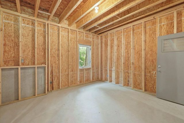 1372 Cramton Avenue NE, Ada, MI 49301