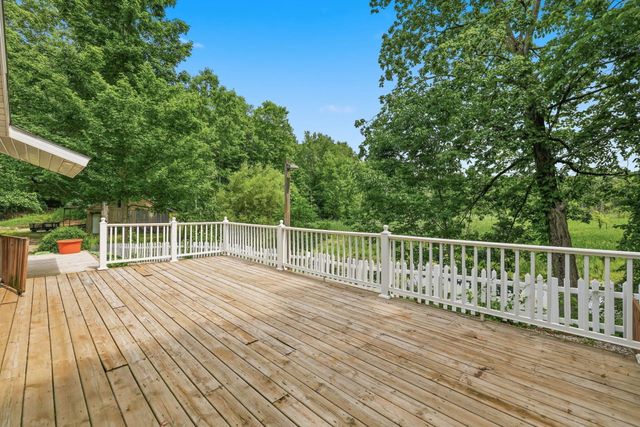 1372 Cramton Avenue NE, Ada, MI 49301