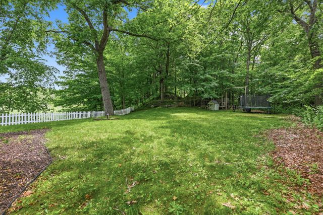 1372 Cramton Avenue NE, Ada, MI 49301