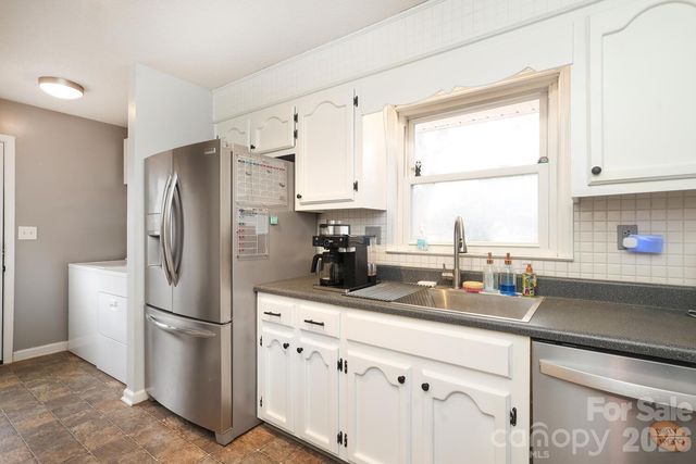 210 King George Lane, Gastonia, NC 28056