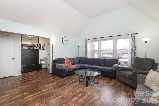 210 King George Lane, Gastonia, NC 28056