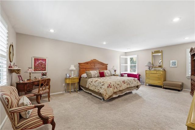 4306 W 111TH Terrace, Leawood, KS 66211