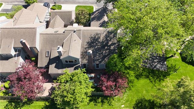 4306 W 111TH Terrace, Leawood, KS 66211