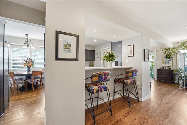 4306 W 111TH Terrace, Leawood, KS 66211