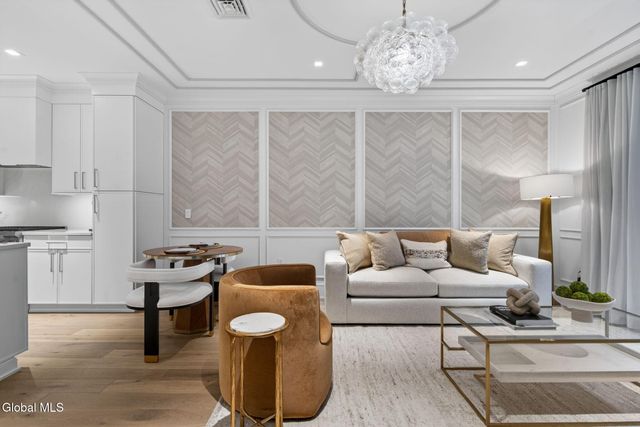 19 Washington Street 454 B3, Saratoga Springs, Inside, NY 12866