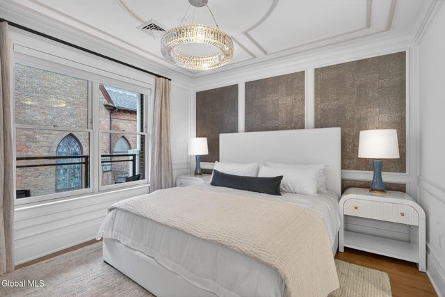 19 Washington Street 454 B3, Saratoga Springs, Inside, NY 12866