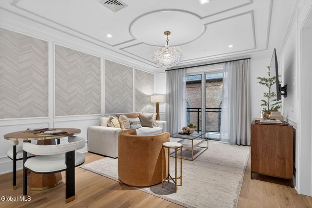 19 Washington Street 454 B3, Saratoga Springs, Inside, NY 12866