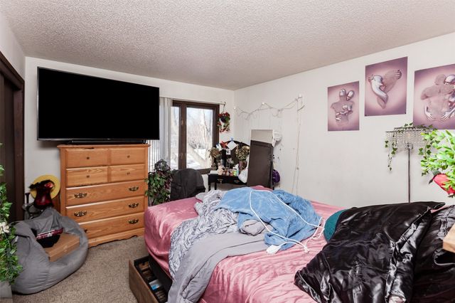 1251 Sampson Street, Des Moines, IA 50316