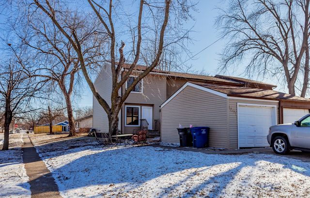 1251 Sampson Street, Des Moines, IA 50316