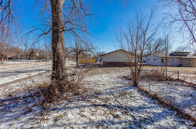 1251 Sampson Street, Des Moines, IA 50316