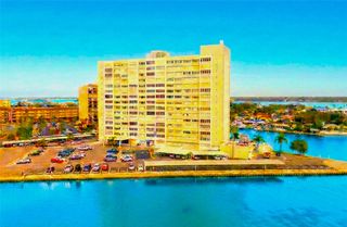 31 ISLAND WAY 703, Clearwater Beach, FL 33767