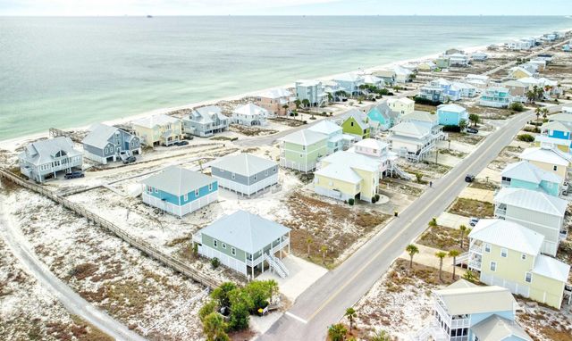 6081 Sawgrass Drive, Gulf Shores, AL 36542