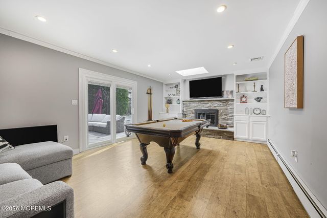 22 Alison Court, Marlboro, NJ 07746