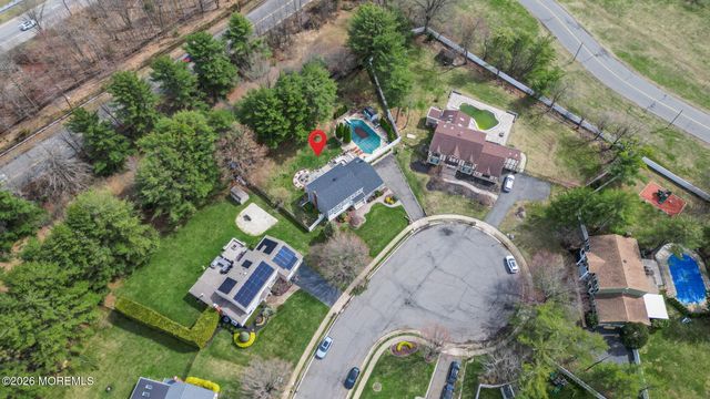 22 Alison Court, Marlboro, NJ 07746