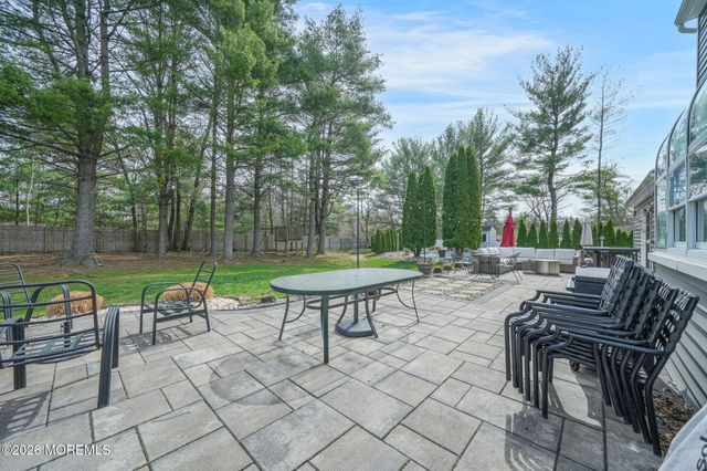 22 Alison Court, Marlboro, NJ 07746