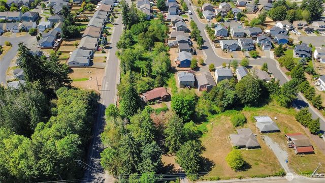 18404 14th Avenue E, Spanaway, WA 98387