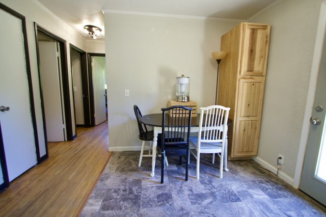10135 W Oak Dr, Bon Aqua, TN 37025