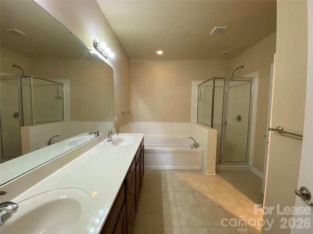 9916 Evergreen Terrace Drive, Charlotte, NC 28277