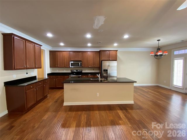 9916 Evergreen Terrace Drive, Charlotte, NC 28277