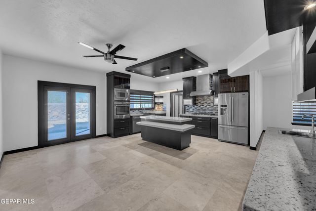 6253 COSECHA LUNA Circle, El Paso, TX 79932