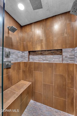 6253 COSECHA LUNA Circle, El Paso, TX 79932