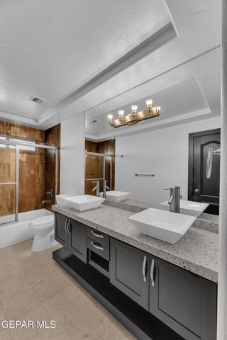 6253 COSECHA LUNA Circle, El Paso, TX 79932