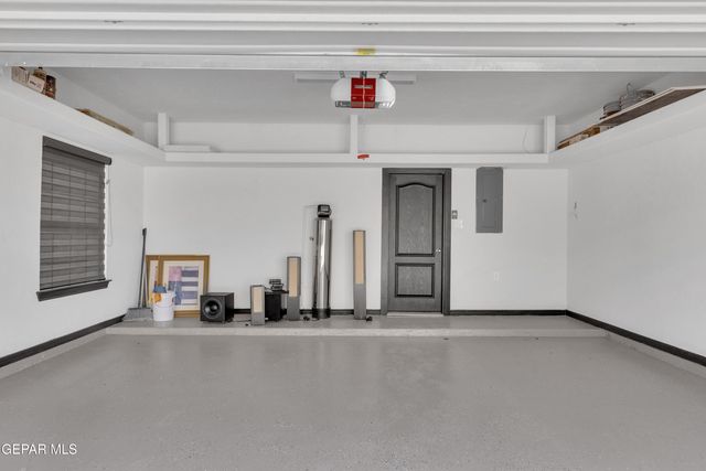 6253 COSECHA LUNA Circle, El Paso, TX 79932