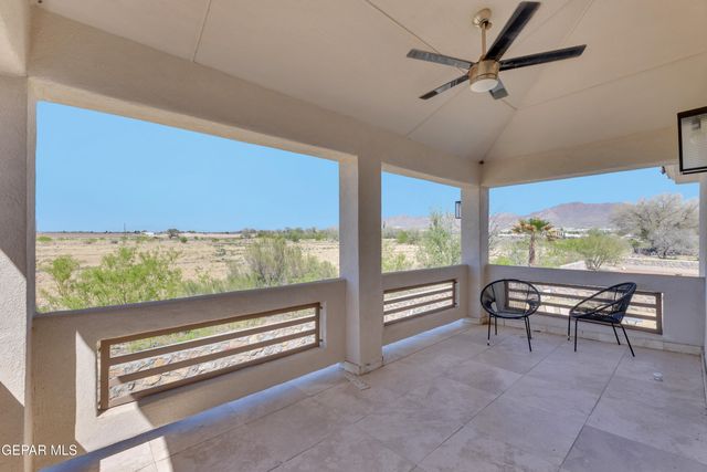 6253 COSECHA LUNA Circle, El Paso, TX 79932