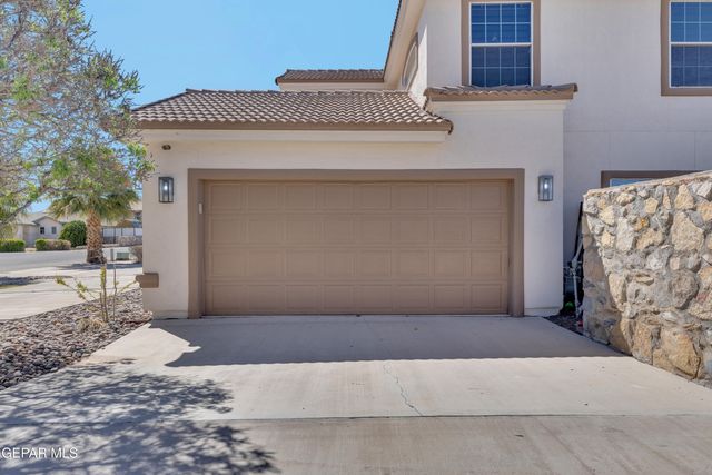 6253 COSECHA LUNA Circle, El Paso, TX 79932