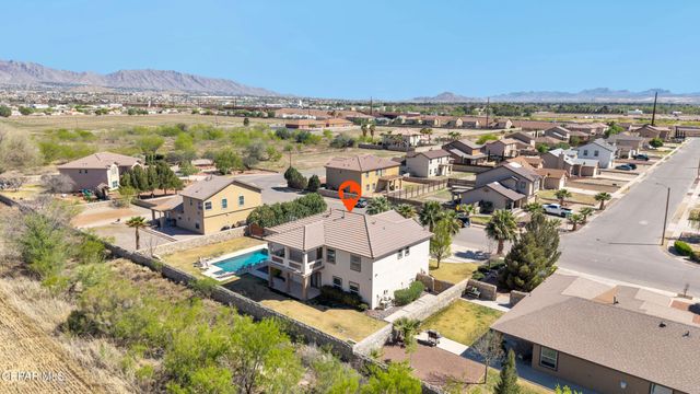 6253 COSECHA LUNA Circle, El Paso, TX 79932