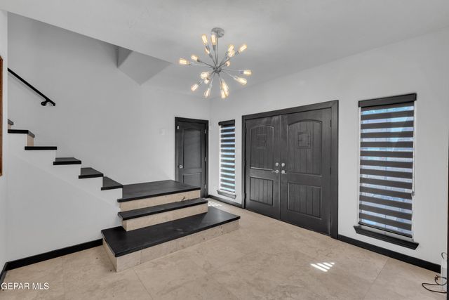 6253 COSECHA LUNA Circle, El Paso, TX 79932