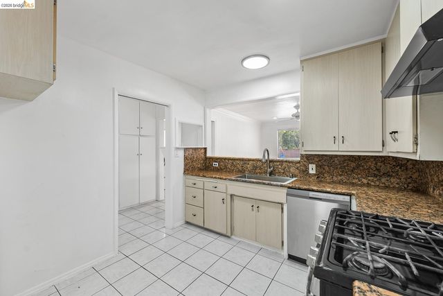 15138 Hiawatha ST, Mission Hills (los Angeles), CA 91345