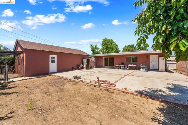 15138 Hiawatha ST, Mission Hills (los Angeles), CA 91345