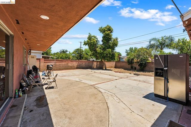 15138 Hiawatha ST, Mission Hills (los Angeles), CA 91345