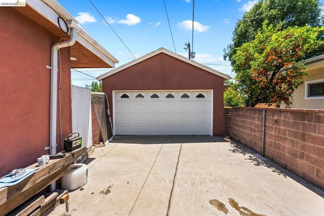 15138 Hiawatha ST, Mission Hills (los Angeles), CA 91345