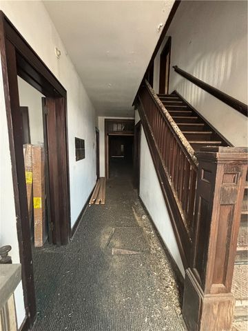 400 5th St, Charleroi Boro, PA 15022