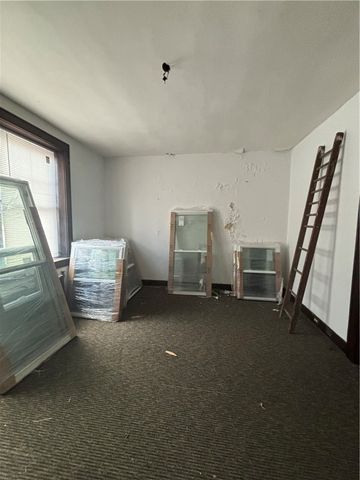 400 5th St, Charleroi Boro, PA 15022