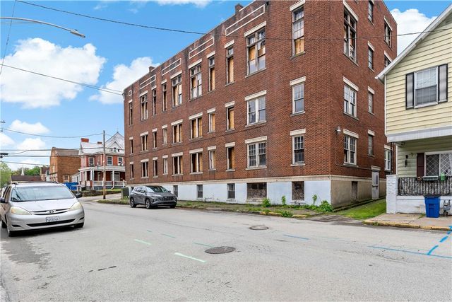 400 5th St, Charleroi Boro, PA 15022