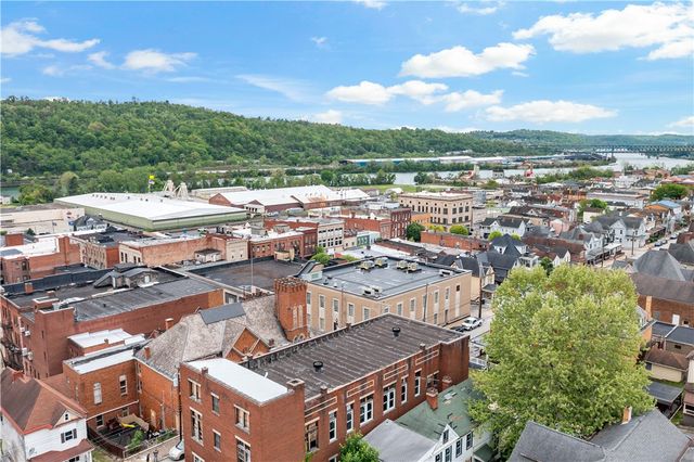 400 5th St, Charleroi Boro, PA 15022
