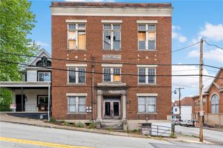 400 5th St, Charleroi Boro, PA 15022
