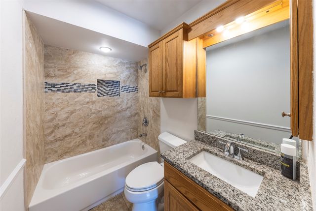 911 PRESTWICK Lane, Richardson, TX 75080