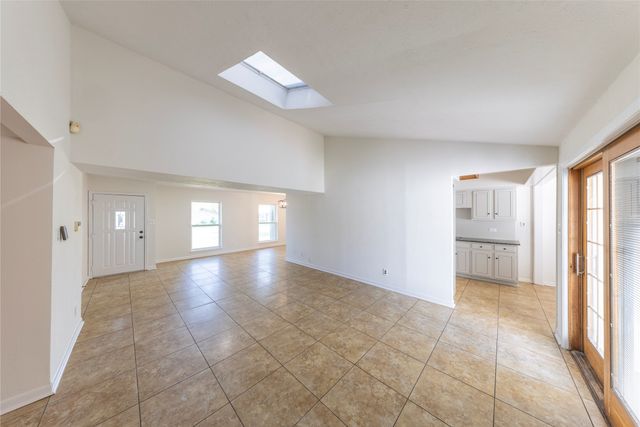 911 PRESTWICK Lane, Richardson, TX 75080
