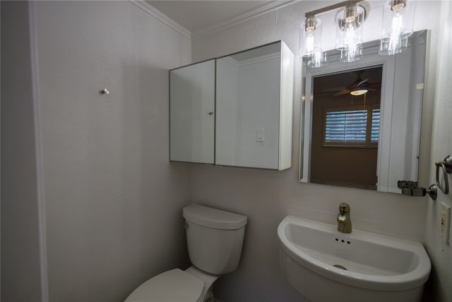 4206 Newton Avenue 112, Dallas, TX 75219