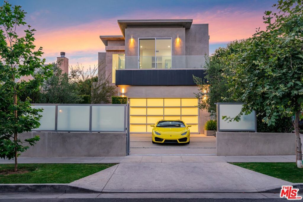 721 N Vista Street, Los Angeles, CA 90046