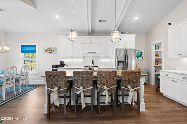 314 NE 61st Street, Oak Island, NC 28465